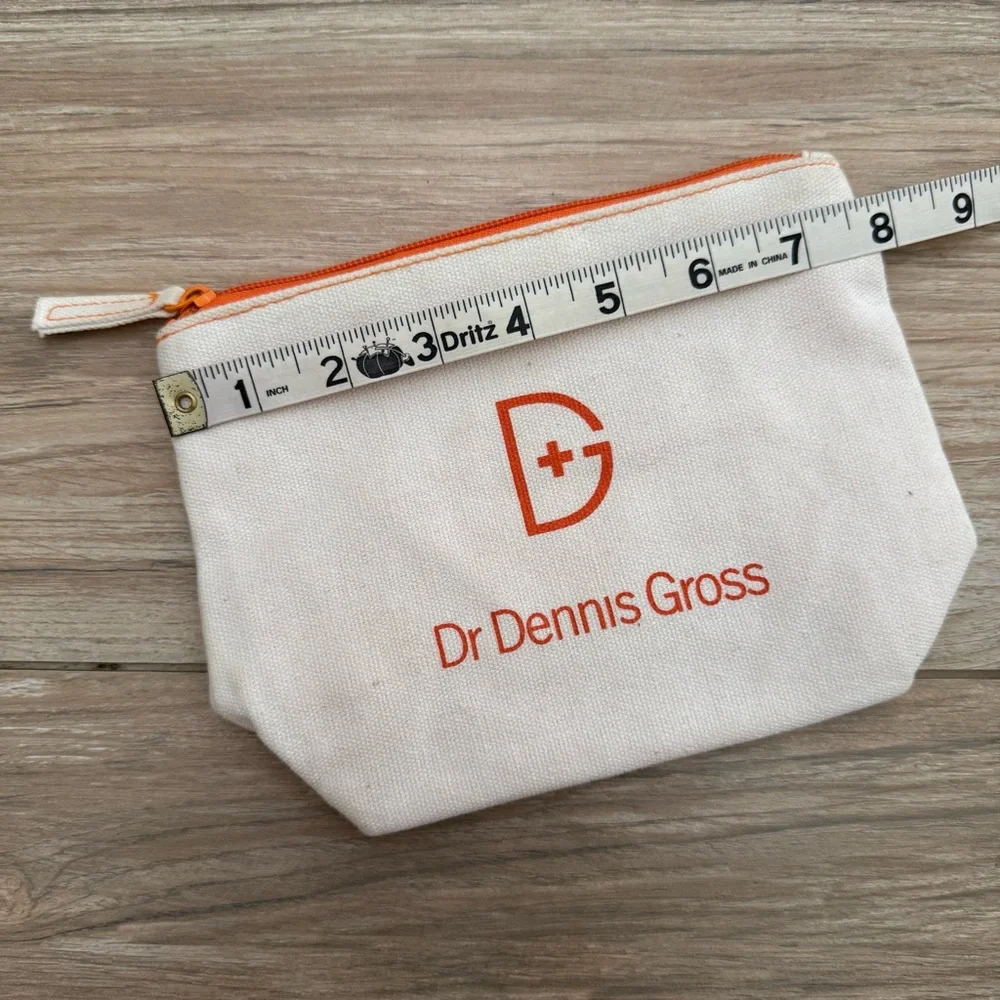 Dr Dennis Gross Pouch